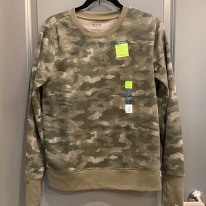 Tek Gear Camo sweatshirt NWT